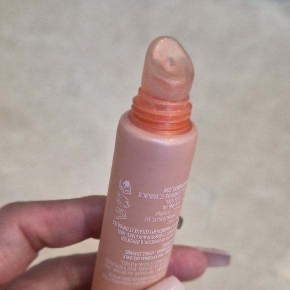 Summer Fridays Lip Butter Balm in Soft Peach - Picture 2 of 5